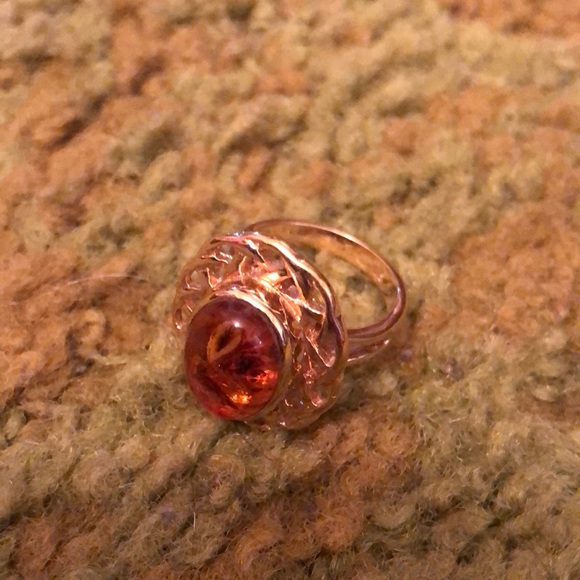 Lia Sophia amber ring size 7 - Picture 1 of 2